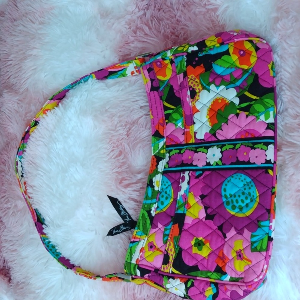 Like new Vera Bradley  pretty  colors shoulder bag